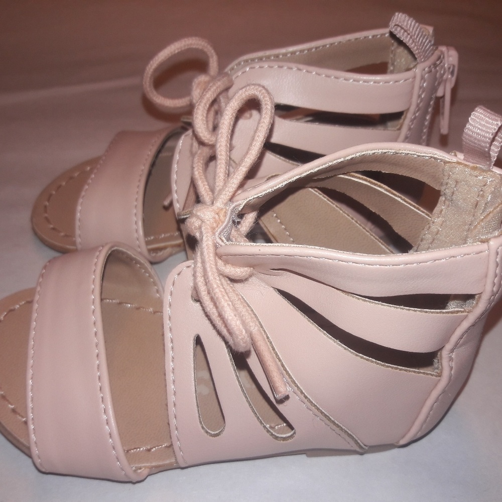 Old Navy Zip Up Sandals - Picture 6 of 6